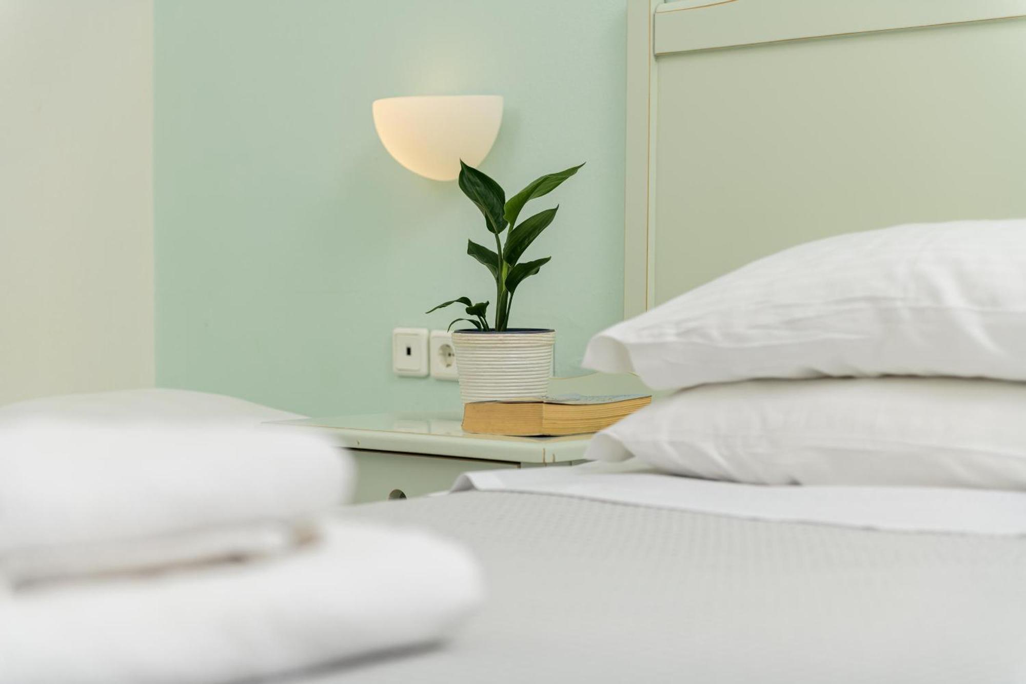 Hotel Timoleon Limenas  Bagian luar foto