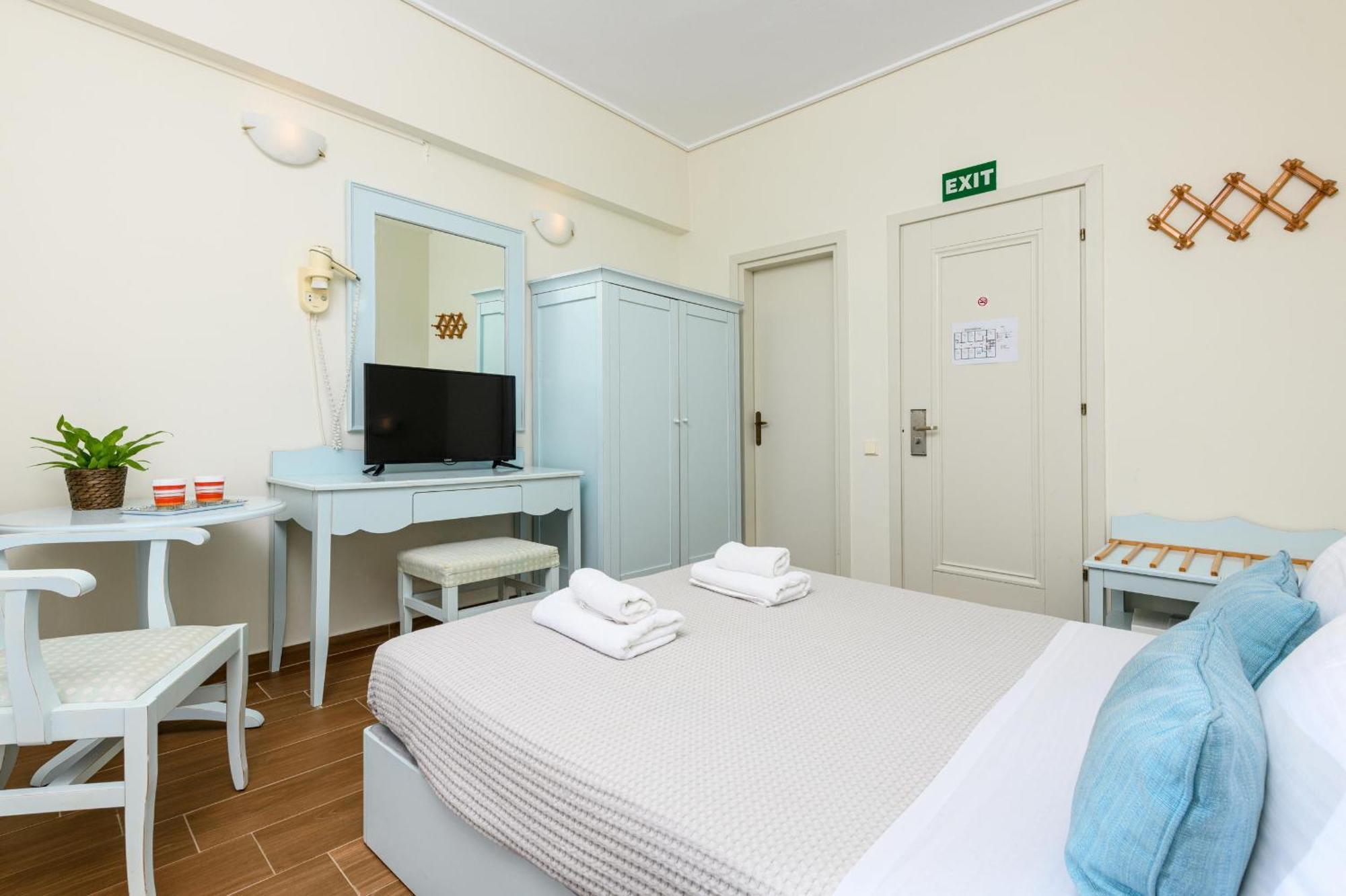 Hotel Timoleon Limenas  Bagian luar foto
