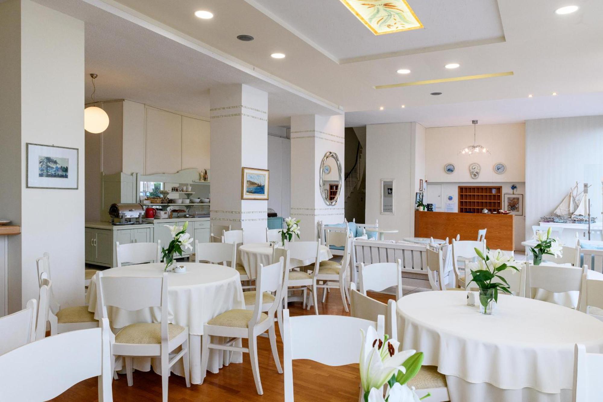 Hotel Timoleon Limenas  Bagian luar foto